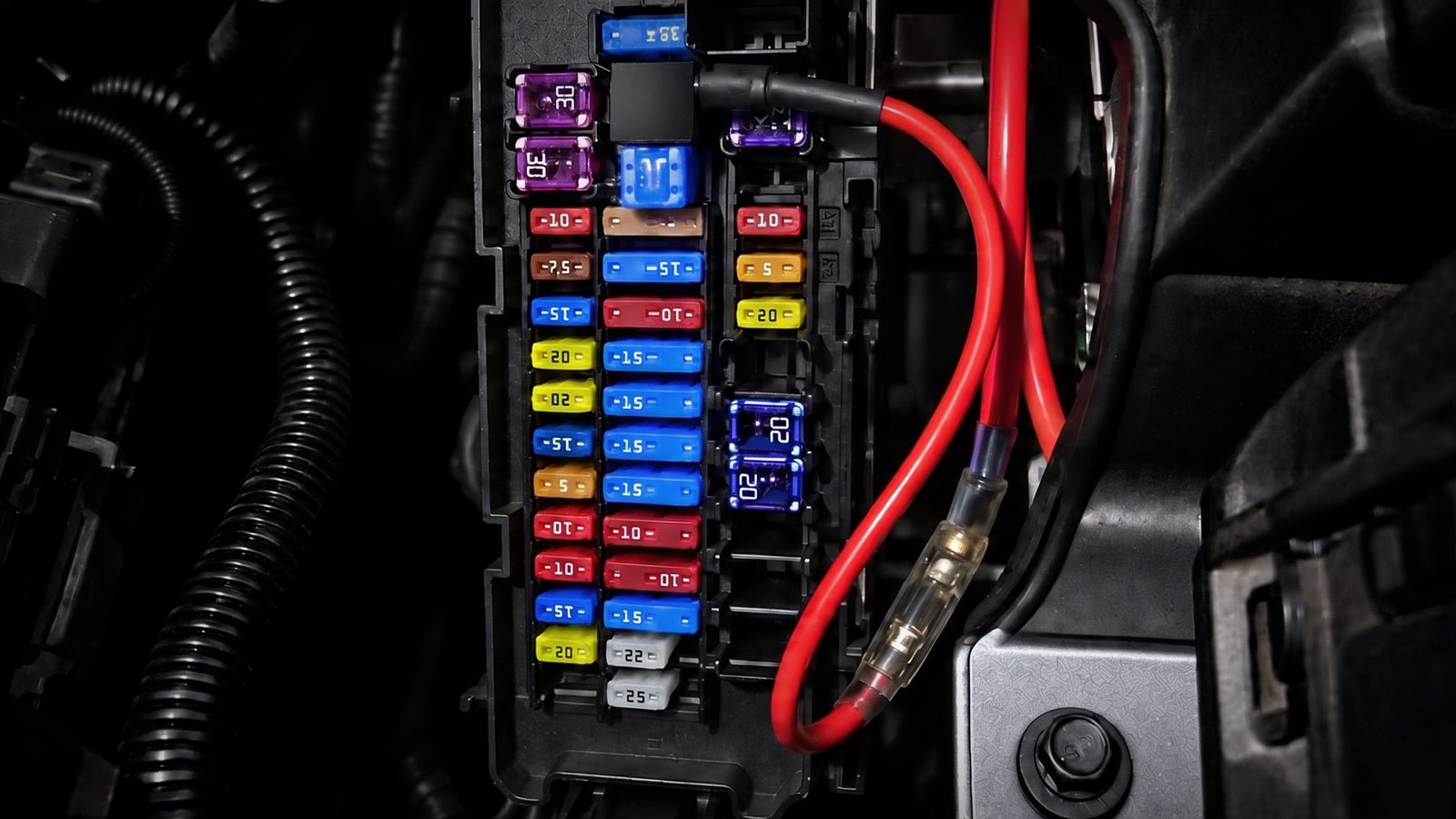 BP60 5000mAh dash cam battery pack for parking mode 11 BP60 hardwire charging from a vehicle fuse box